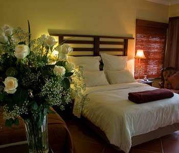 A White Rose Guest House Bloemfontein Buitenkant foto